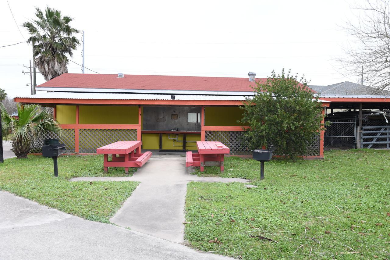 Gulfway Motel And Restaurant Gilchrist 외부 사진